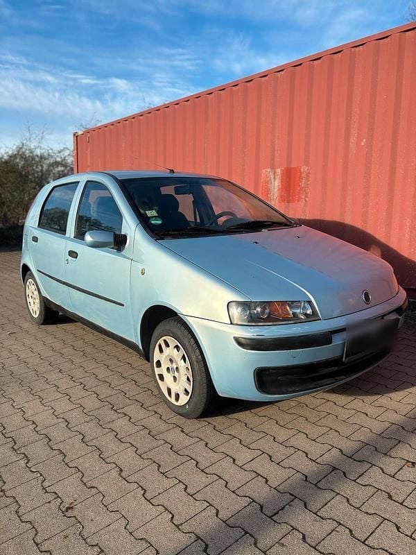 Blau Gebraucht 2003 Fiat Punto Kleinwagen | 600 € (Guter Preis) - Bild 1/4