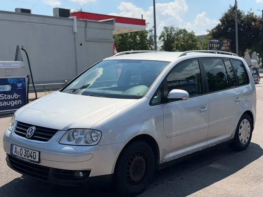 Gebraucht VW Touran 140 PS (102 kW) 2006 Silber Van / Kleinbus