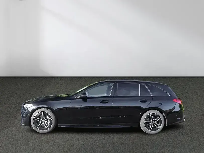 Gebraucht Mercedes C180 AMG 170 PS (125 kW) 2023 Unilack schwarz Kombi