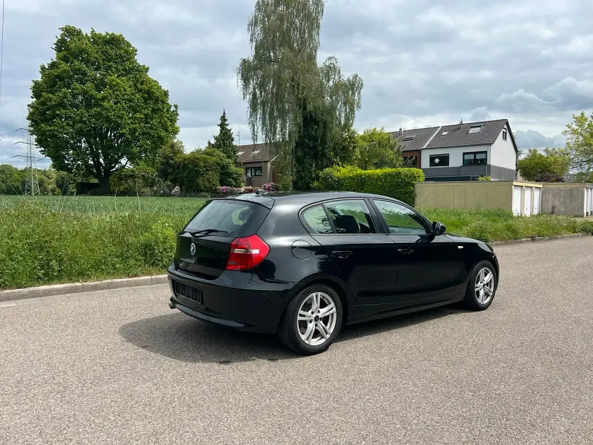 Occasion BMW 118 143 ch (105 kW) 2010 Noir Citadine