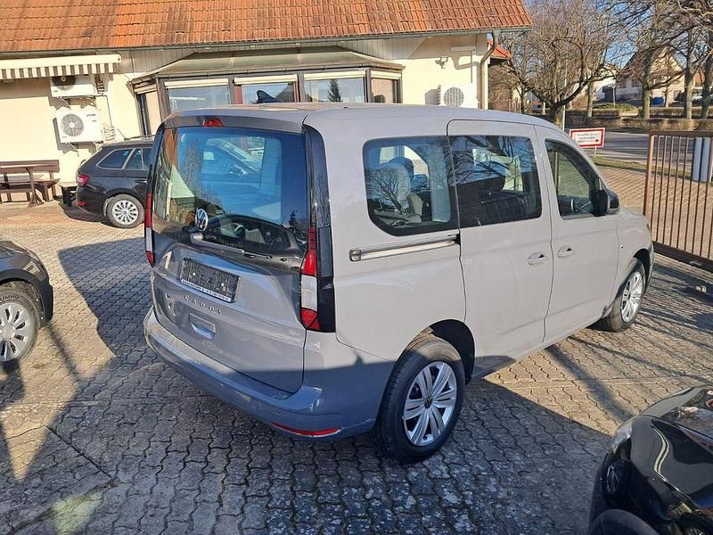 Neu VW Caddy 116 PS (85 kW) 2026 Grau Van / Kleinbus
