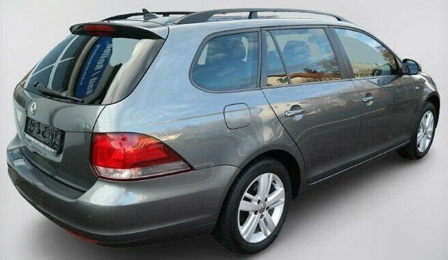 Gebraucht VW Golf VII Match 105 PS (77 kW) 2013 Grau metallic Kombi