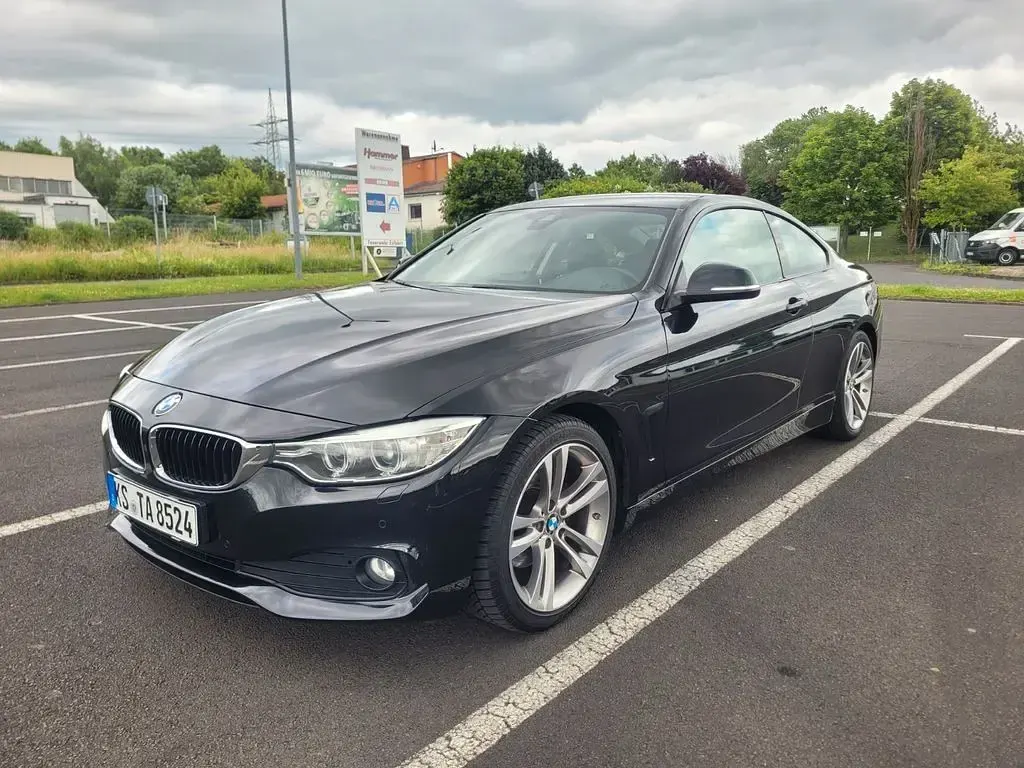 Gebraucht BMW 420 Coupé Sport Line 184 PS (135 kW) 2014 Schwarz Coupé