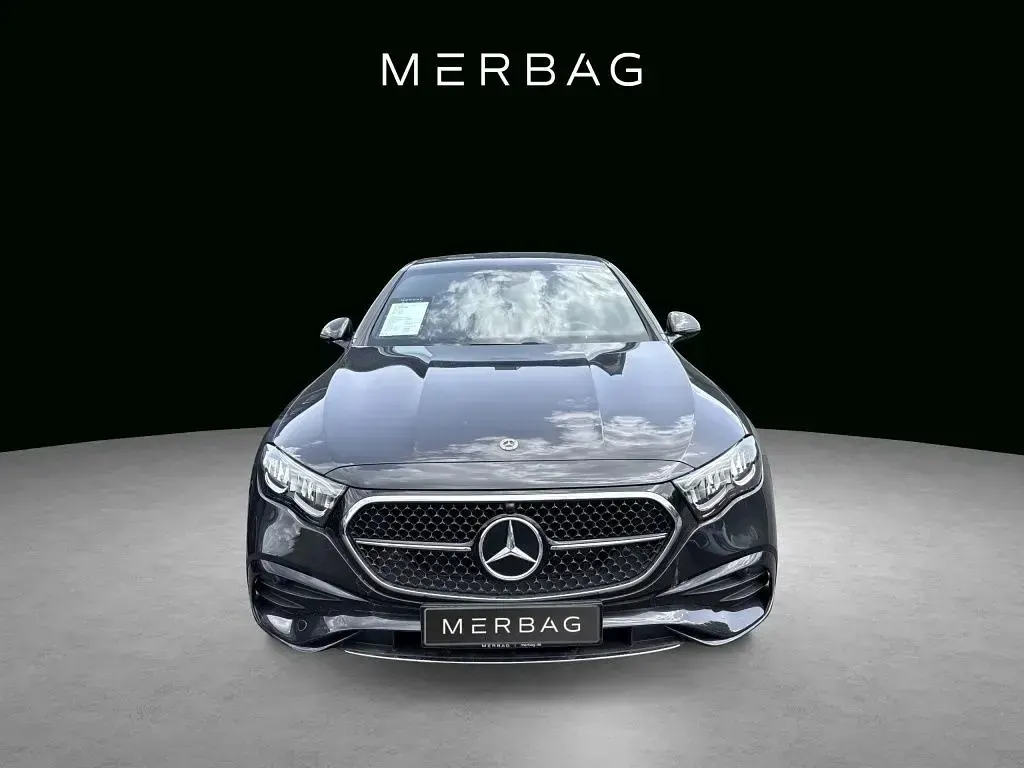 Gebraucht Mercedes E300 AMG 313 PS (230 kW) 2025 Grau Limousine