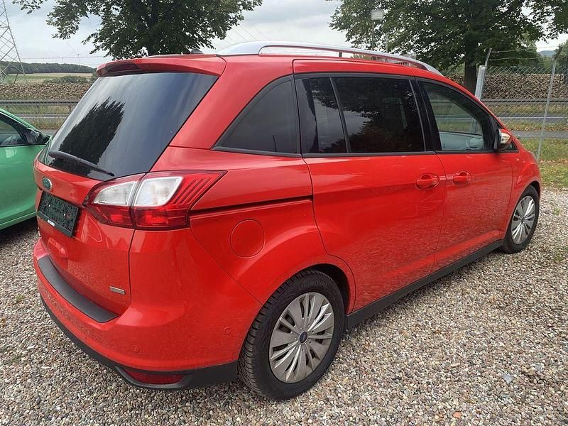 Gebraucht Ford Grand C-Max Cool & Connect 150 PS (110 kW) 2018 Racerot Van / Kleinbus