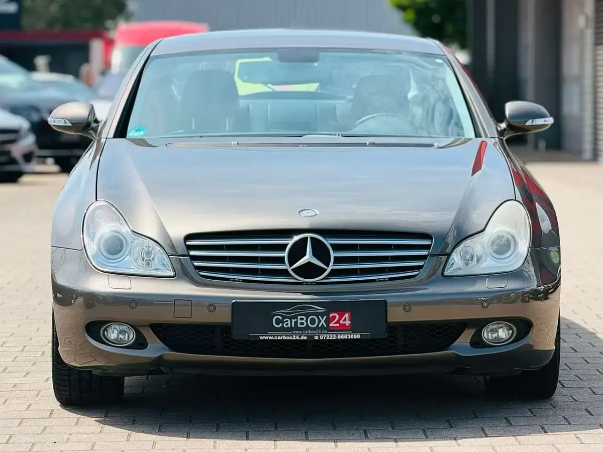 Gebraucht Mercedes CLS350 292 PS (214 kW) 2007 Indiumgrau  metalliclack Limousine