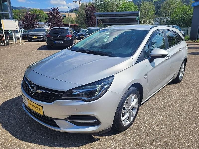 Argon silber Gebraucht 2020 Opel Astra Kombi | 13.490 € (Fairer Preis) - Bild 1/4