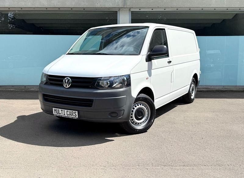 Weiß Gebraucht 2012 VW T5 Van | 8.990 € (Etwas zu teuer) - Bild 1/4