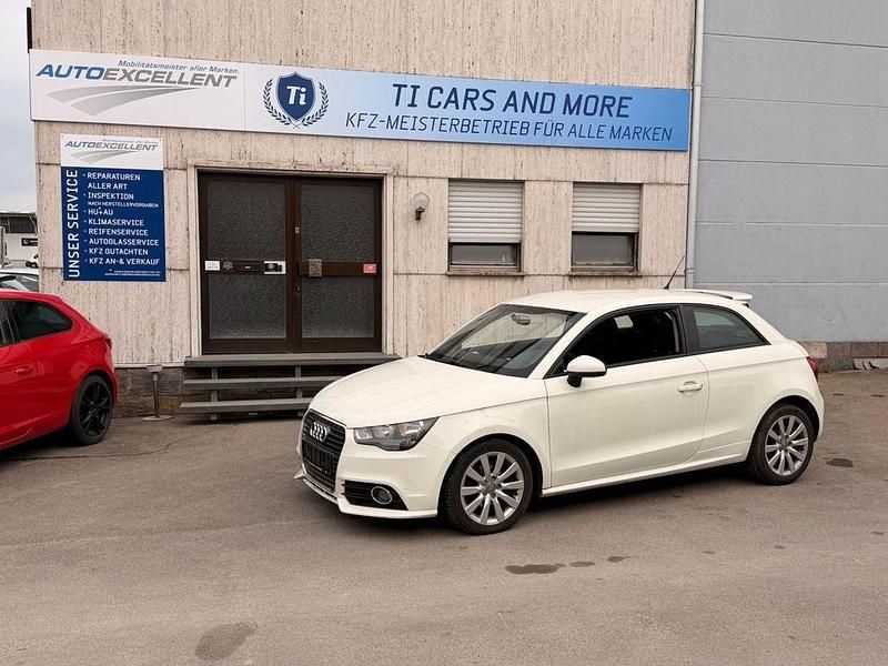Gebraucht Audi A1 Attraction 86 PS (63 kW) 2011 Weiß Kleinwagen