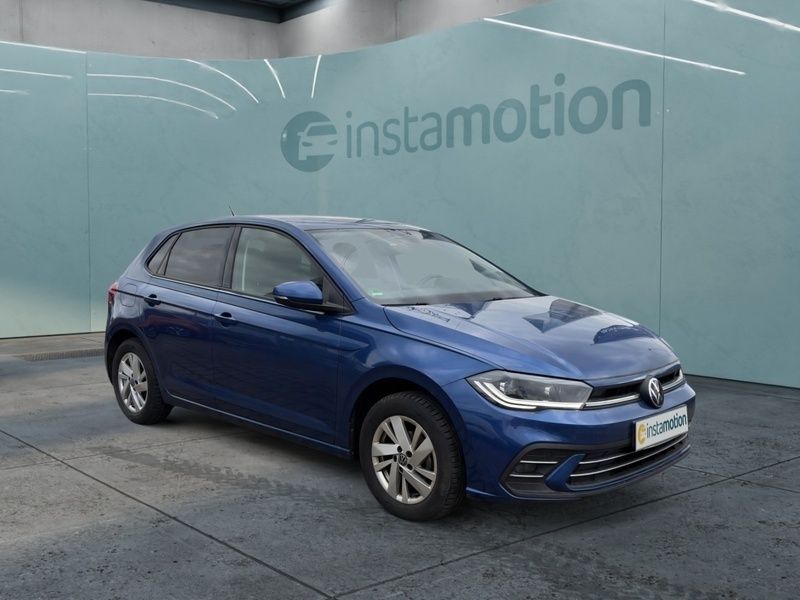 Blau Gebraucht 2023 VW Polo Limousine | 21.490 € (Teuer) - Bild 1/3