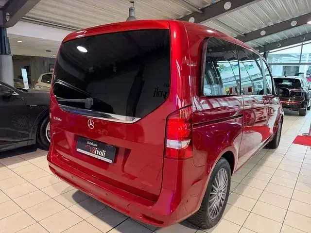 Gebraucht Mercedes V250 Edition 190 PS (139 kW) 2022 Rot Van / Kleinbus