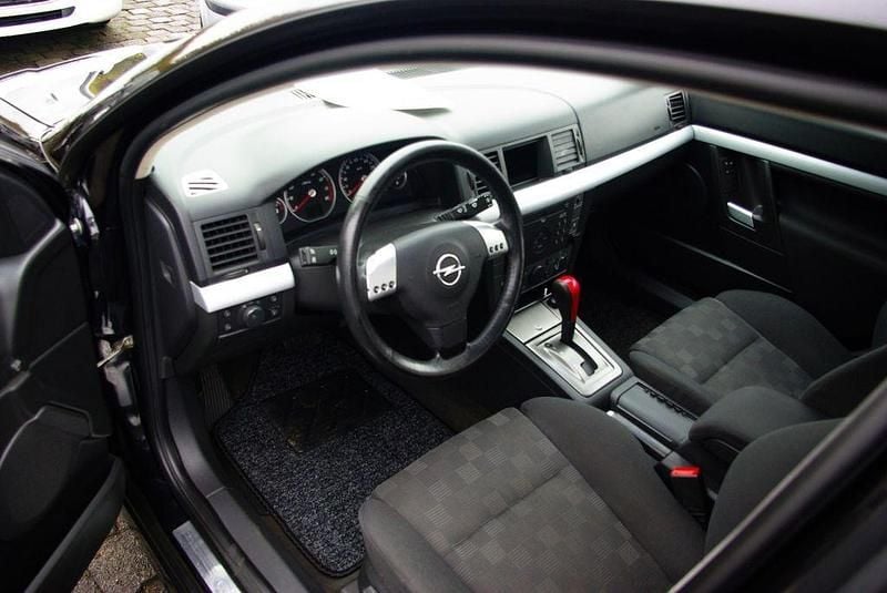 Gebraucht Opel Vectra GTS OPC 211 PS (155 kW) 2003 Schwarz Limousine