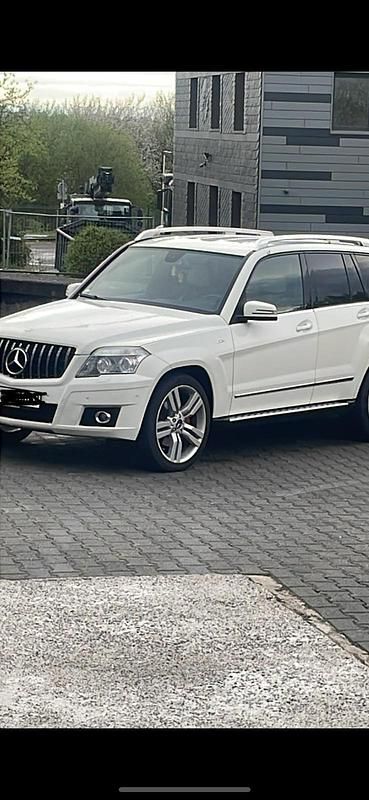 Weiß Gebraucht 2009 Mercedes GLK220 SUV | 11.500 € (Teuer) - Bild 1/4