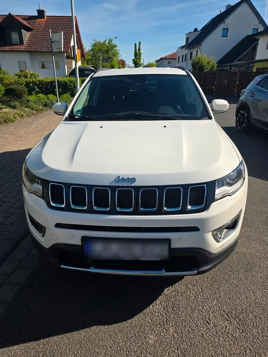Gebraucht Jeep Compass Limited 140 PS (102 kW) 2020 Weiß SUV