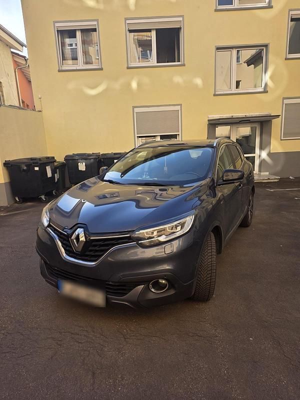Gebraucht Renault Kadjar 110 PS (80 kW) 2015 Schwarz SUV