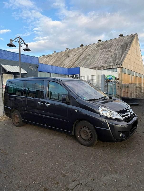 Second-hand Citroën Jumpy 163 CP (119 kW) 2012 Gri Monovolum