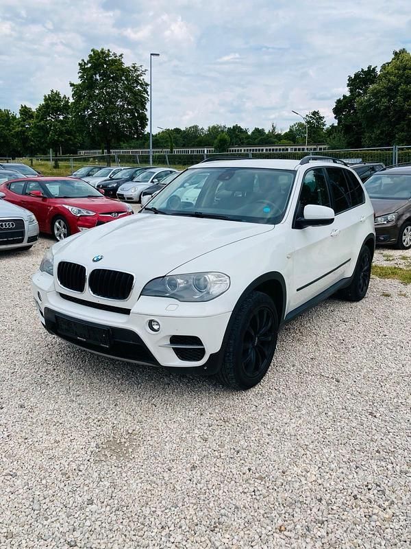 Weiß Gebraucht 2010 BMW X5 SUV | 9.650 € (Guter Preis) - Bild 1/4