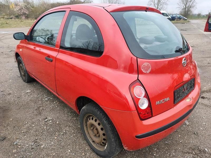 Gebraucht Nissan Micra 60 PS (44 kW) 2004 Rot Kleinwagen