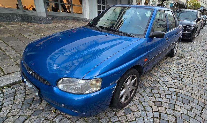 Blau Gebraucht 1999 Ford Escort Limousine | 3.000 € (Teuer) - Bild 1/4