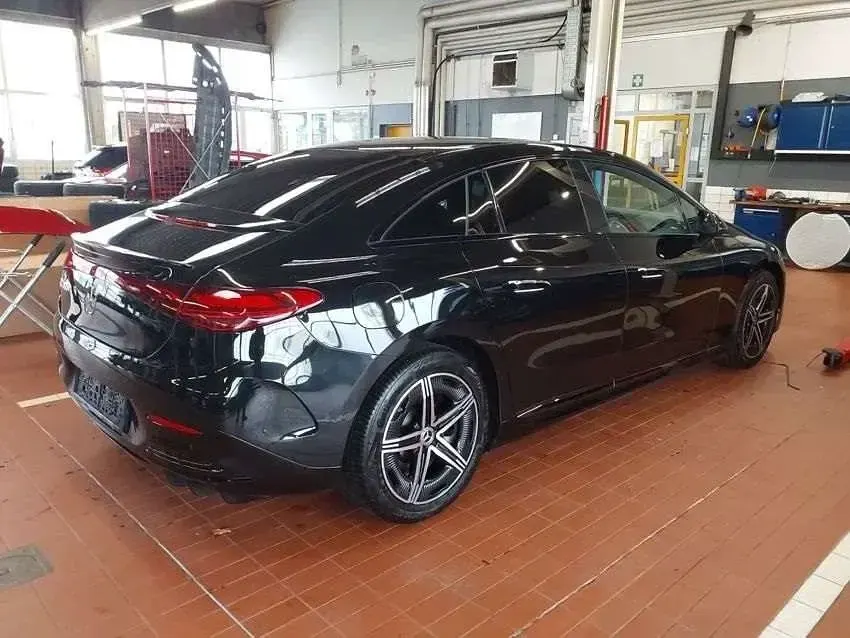 Gebraucht Mercedes EQE350 Premium 214 kW (292 PS) 2022 Schwarz Limousine