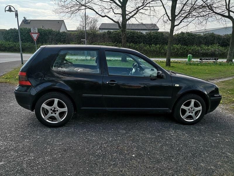 Gebraucht VW Golf III 75 PS (55 kW) 1998 Schwarz Limousine