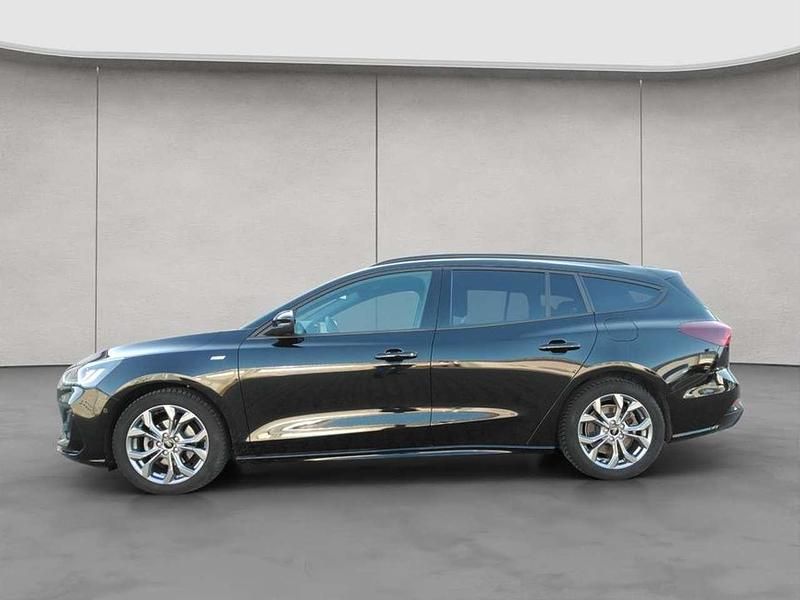 Gebraucht Ford Focus ST-Line X 125 PS (91 kW) 2023 Agate black metallic Kombi