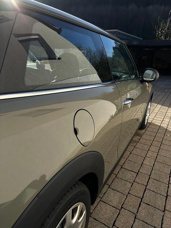 Gebraucht Mini One D 95 PS (69 kW) 2018 Grau Kleinwagen