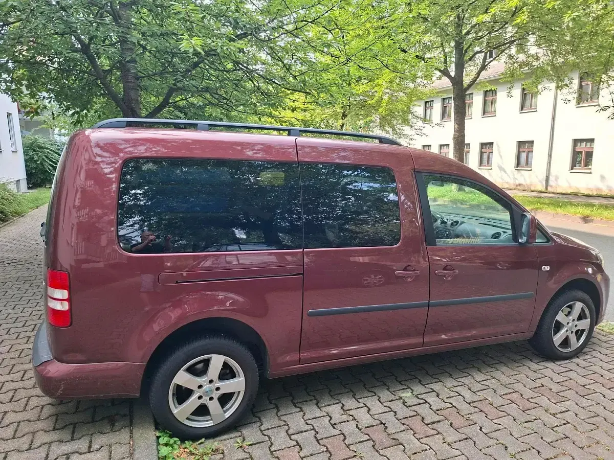 Gebraucht VW Caddy Maxi 102 PS (75 kW) 2014 Van / Kleinbus