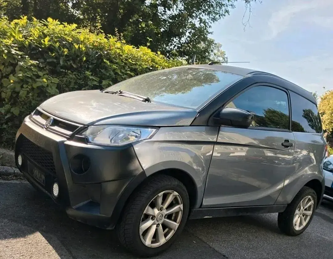 Gebraucht Aixam Crossline 2021 Silber Kleinwagen