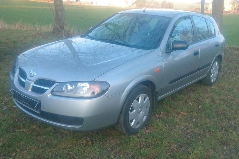 Silber Gebraucht 2003 Nissan Almera Kleinwagen | 2.150 € (Fairer Preis) - Bild 1/4