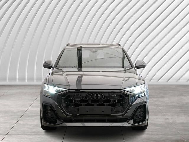 Gebraucht Audi SQ8 Ambiente 507 PS (372 kW) 2025 Grau SUV