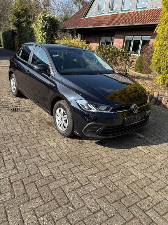 Schwarz Neu 2025 VW Polo Basis Limousine | 19.800 € (Fairer Preis) - Bild 1/4