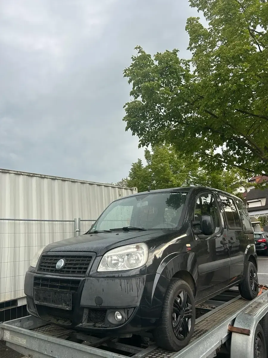 Gebraucht Fiat Doblò 77 PS (56 kW) 2007 Schwarz Van / Kleinbus