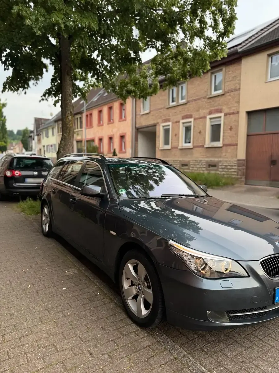 Gebraucht BMW 530 235 PS (172 kW) 2008 Andere farben Kombi
