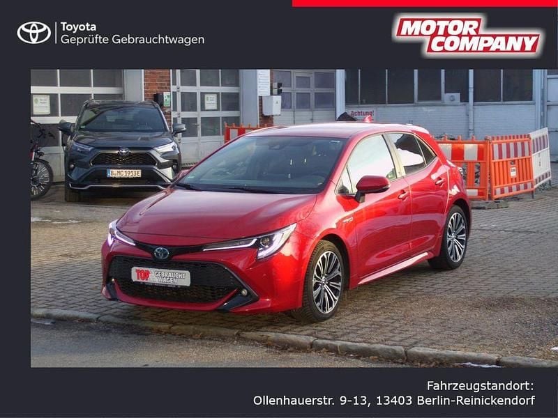 Gebraucht Toyota Corolla Hybrid Team 122 PS (89 kW) 2021 Rot Limousine
