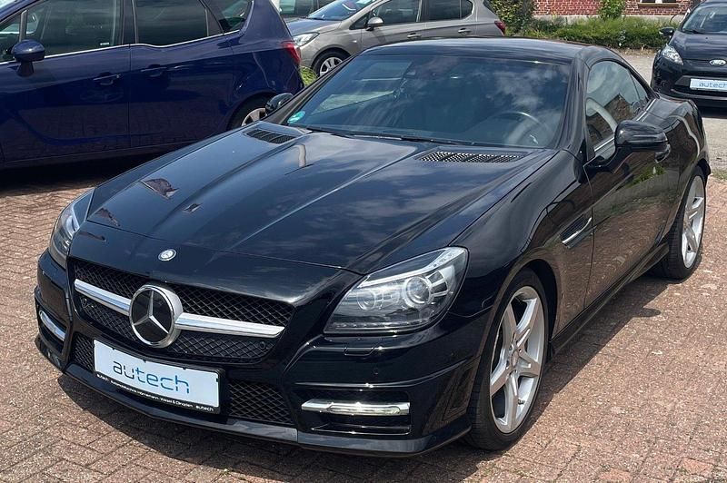Schwarz Gebraucht 2014 Mercedes SLK250 AMG Cabrio | 18.850 € (Fairer Preis) - Bild 1/4