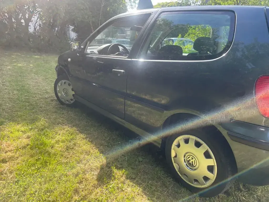 Gebraucht VW Polo Basis 75 PS (55 kW) 2000 Grau Limousine