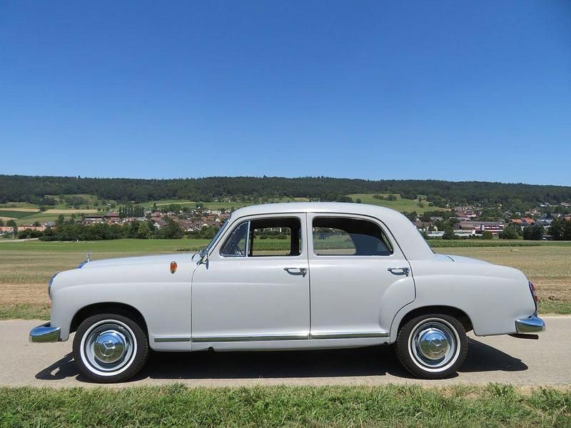 Gebraucht Mercedes 180 68 PS (50 kW) 1960 Grau Limousine