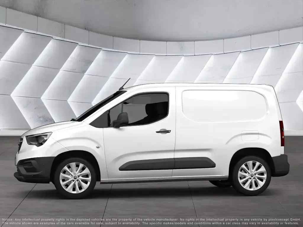 Gebraucht Opel Combo 110 PS (80 kW) 2023 Weiß Van / Kleinbus