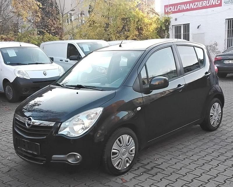 Schwarz Gebraucht 2009 Opel Agila Edition Kleinwagen | 2.950 € (Fairer Preis) - Bild 1/4