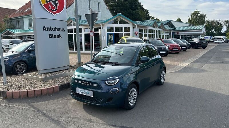 Grün Gebraucht 2023 Fiat 500e Kleinwagen | 19.990 € (Fairer Preis) - Bild 1/4