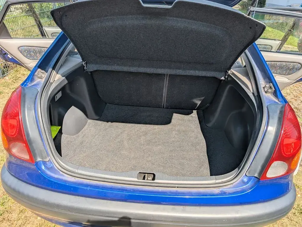 Gebraucht Toyota Corolla Terra 86 PS (63 kW) 1998 Blau Limousine