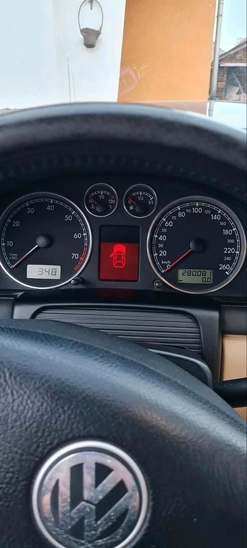 Gebraucht VW Passat 200 PS (147 kW) 2002 Blau Limousine