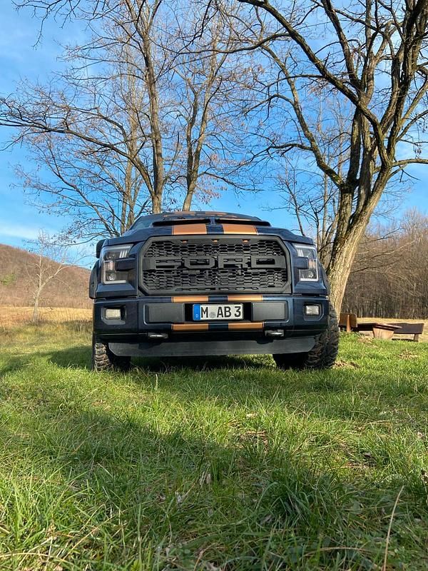 Blau Gebraucht 2016 Ford F-150 STX Abholung | 49.999 € - Bild 1/4