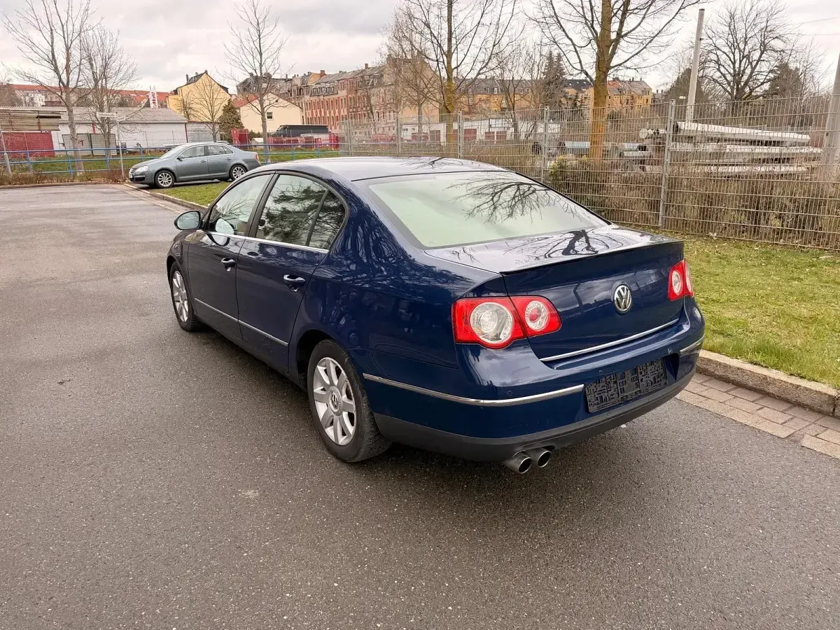 Second-hand VW Passat 140 CP (102 kW) 2006 Verde Berlinǎ