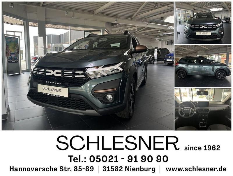 Zedergrün Gebraucht 2024 Dacia Sandero Extreme Kleinwagen | 18.490 € (Etwas zu teuer) - Bild 1/4