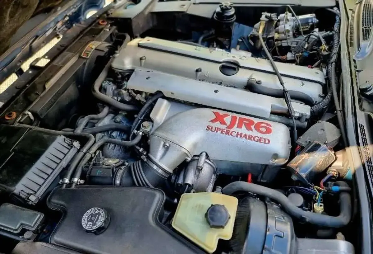 Gebraucht Jaguar XJR 320 PS (235 kW) 1995 Blau Limousine