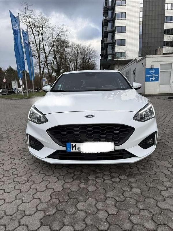 Gebraucht Ford Focus ST-Line 150 PS (110 kW) 2019 Weiß Limousine