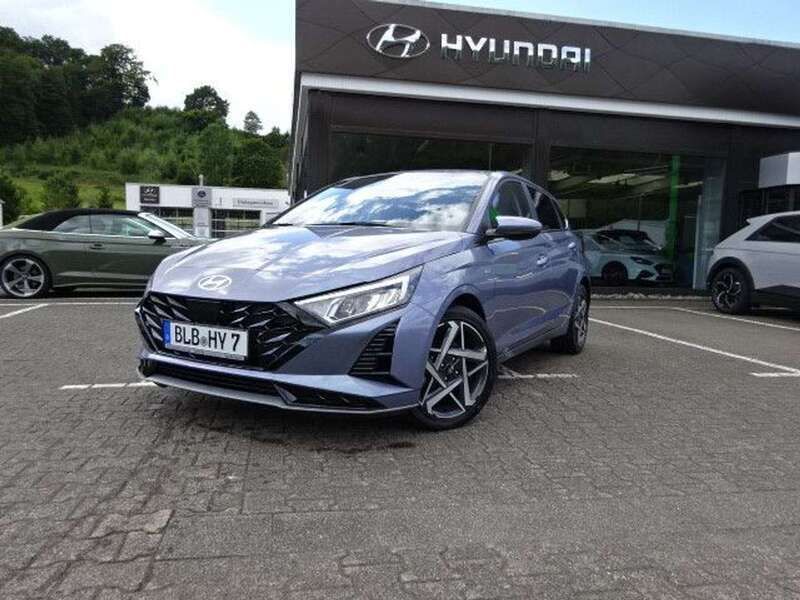 Blau Gebraucht 2024 Hyundai i20 Prime Limousine | 23.880 € (Etwas zu teuer) - Bild 1/4
