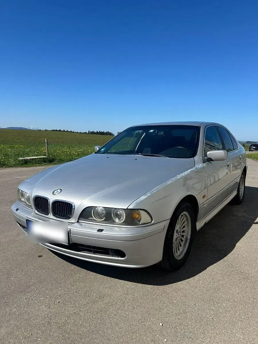 Gebraucht BMW 530 231 PS (169 kW) 2001 Silber Limousine